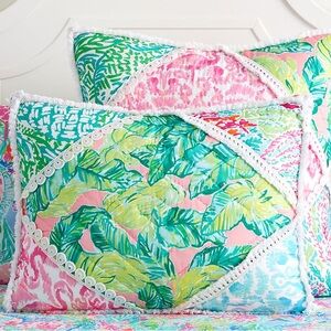 2 New Lilly Pulitzer Party Patchwork Standard Pillow Shams